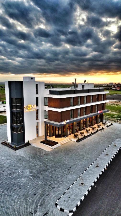Cezar'S Airport Hotel Nicosia Buitenkant foto